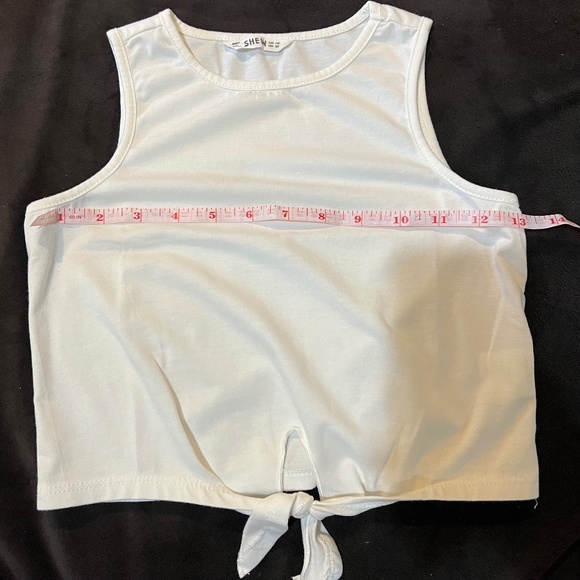 Sleeveless Top with Tied-Knot - Picture 11 of 12